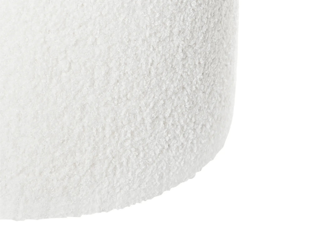 Pouf capitonné en bouclé blanc cassé